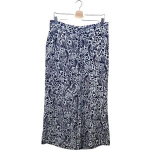 Loft Floral Black and White Women's Wide Leg Crop Pants. Size 10.